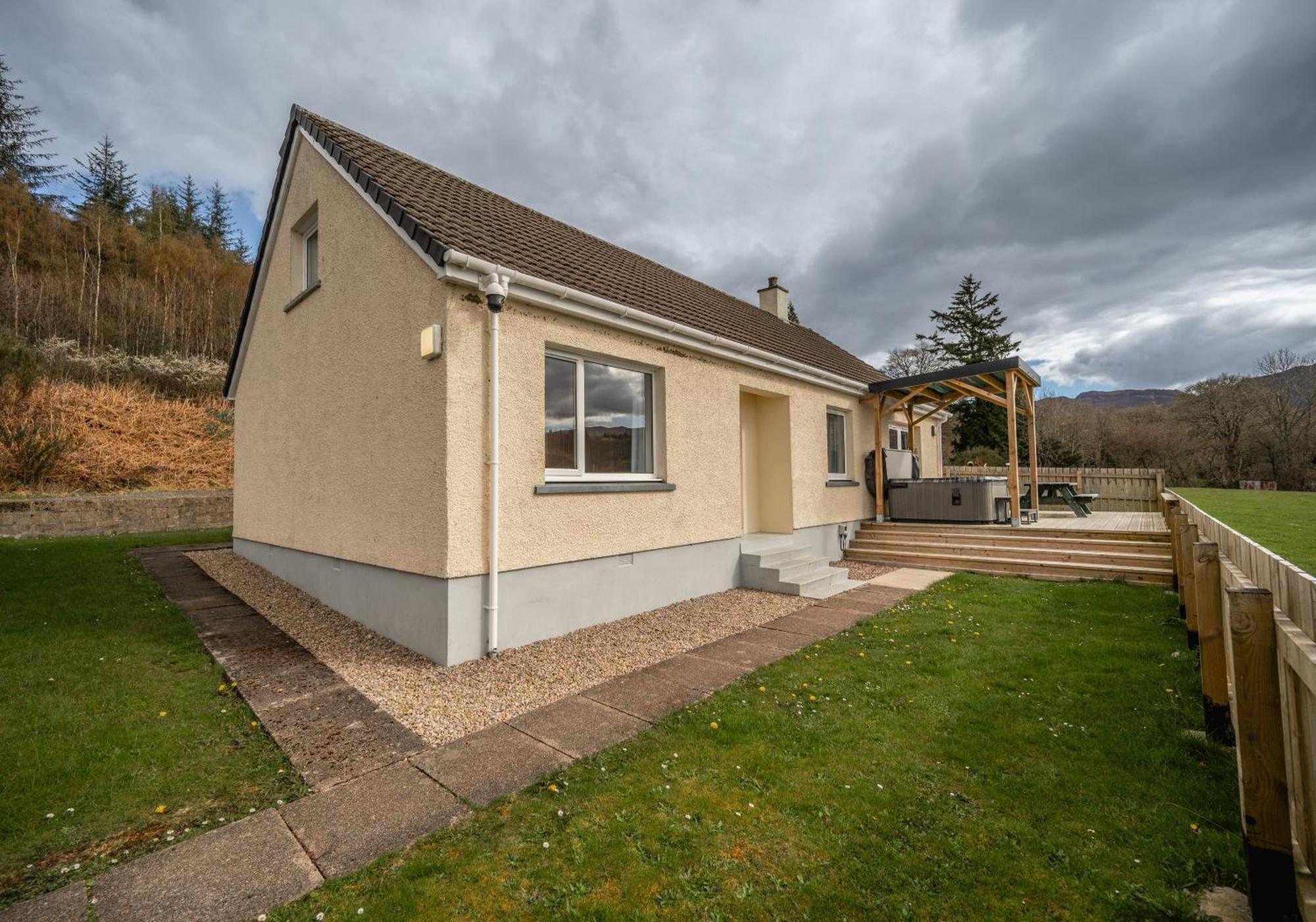 Loch Ness Cottage Fort Augustus Exterior foto